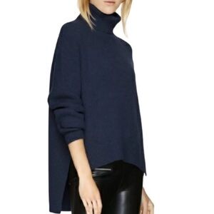 Aritzia⭐️Wilfred Lin Sweater❤️